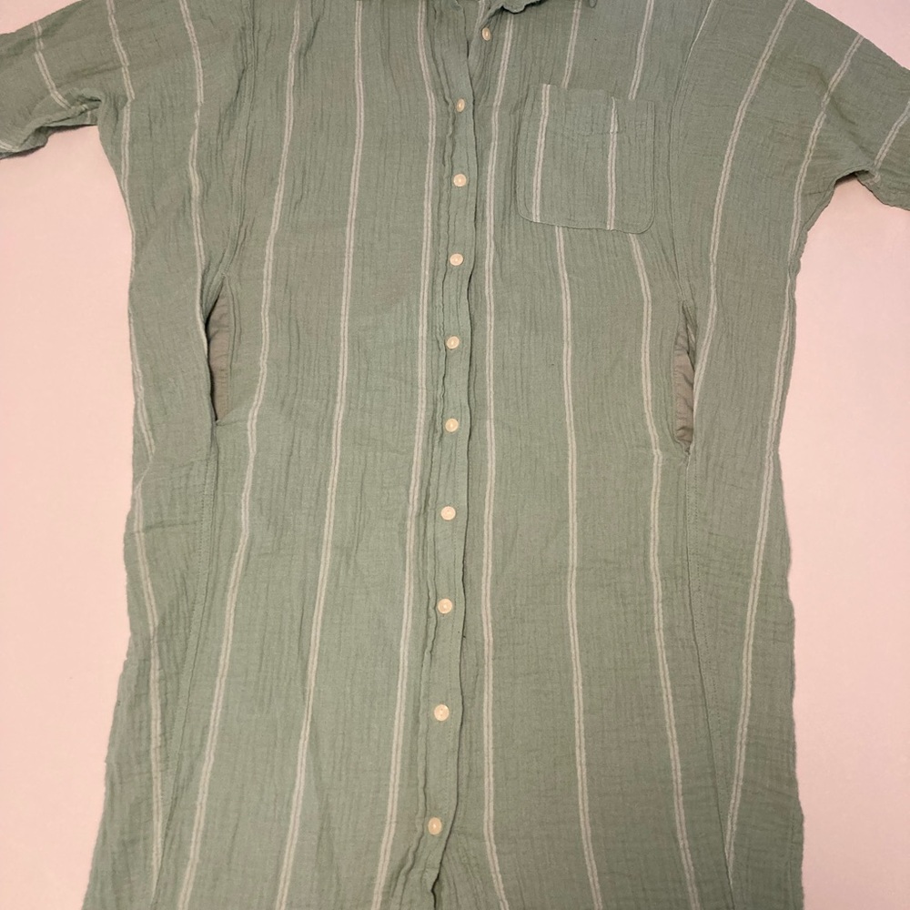 Universal Thread Sage/mint green Striped Button Down midi dress with pockets
